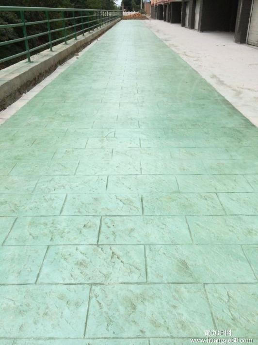 杭州市公园路面彩色透水混凝土，艺术压花地坪施工