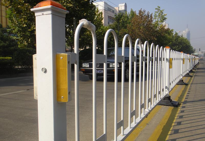 特宇金属Ty-002隔离护栏锌钢护栏市政护栏