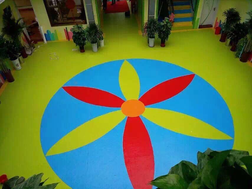 幼儿园预防儿童磕碰伤害铺装什么样的地板好？