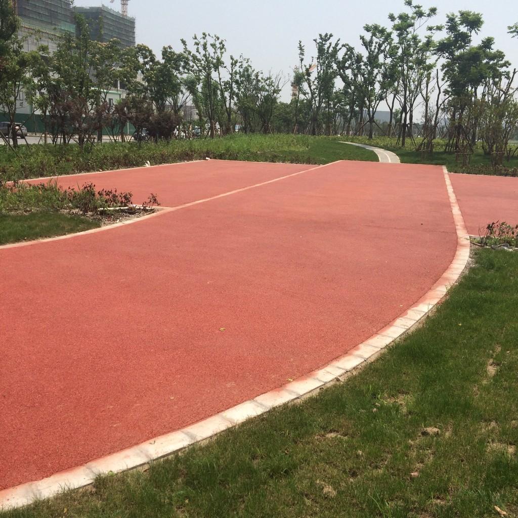 重庆海绵城市建设透水混凝土道路铺装 透水地坪