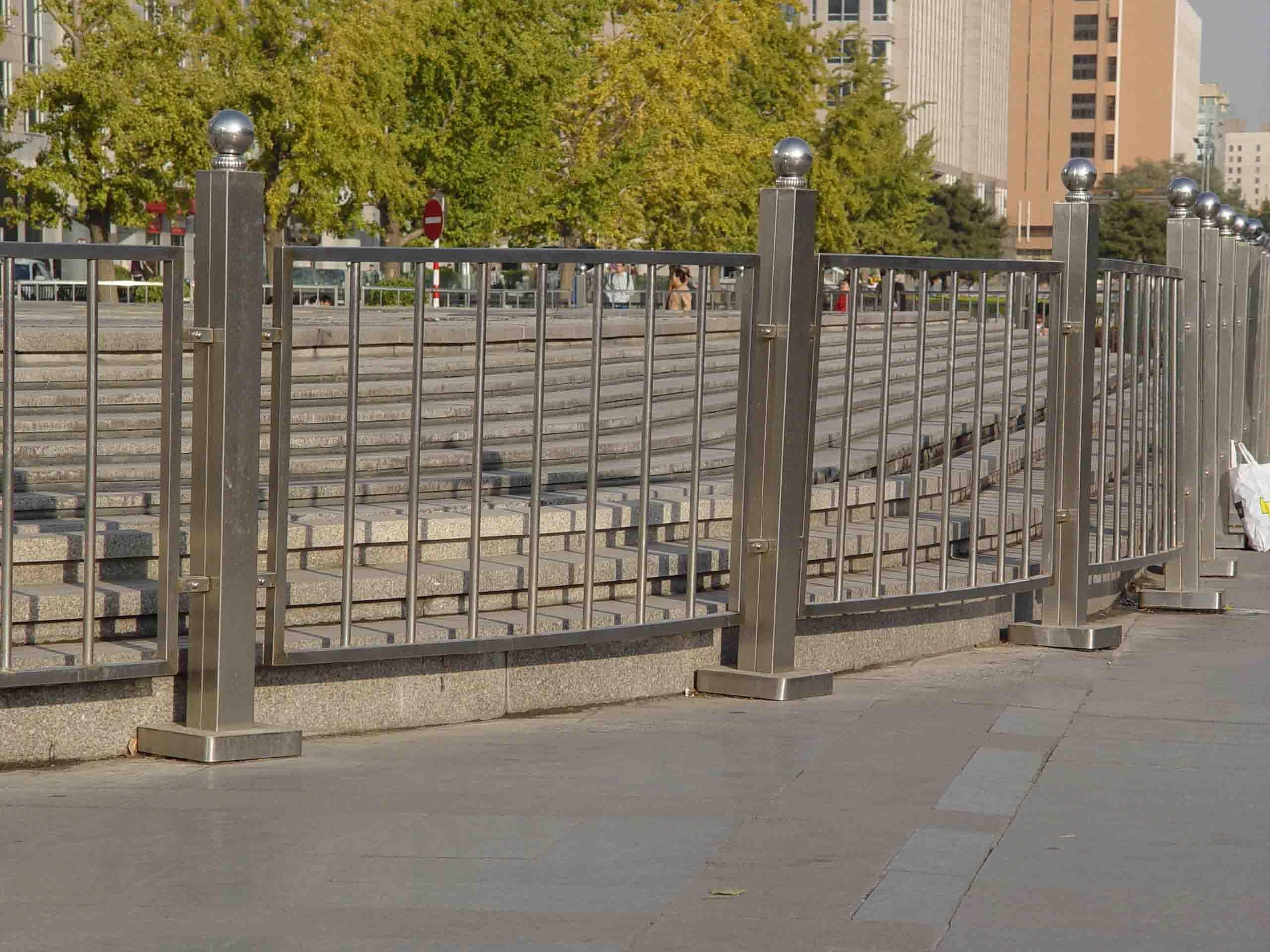 厂家定做加工 商场安全栏杆 不锈钢建筑护栏 工程室内护栏-阿里巴巴