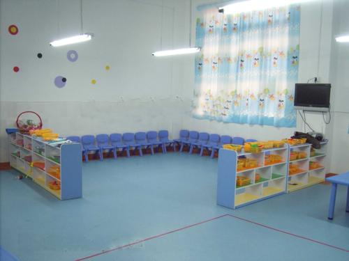 供应广西区域幼儿园PVC地胶建设
