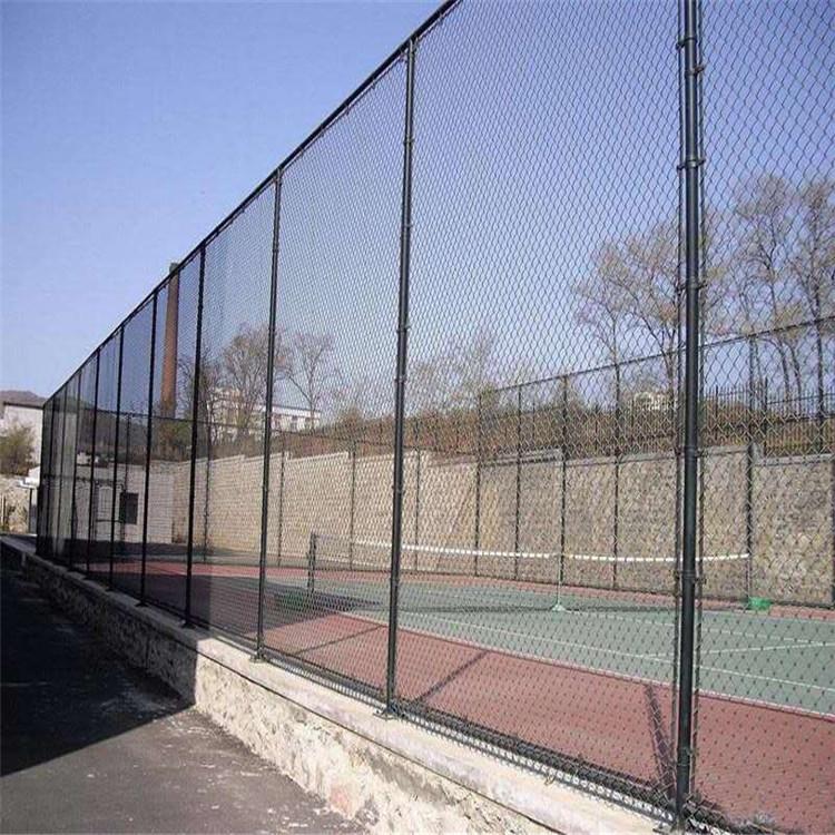 勾花网护栏网 运动场护栏网 篮球场围网厂家销售 