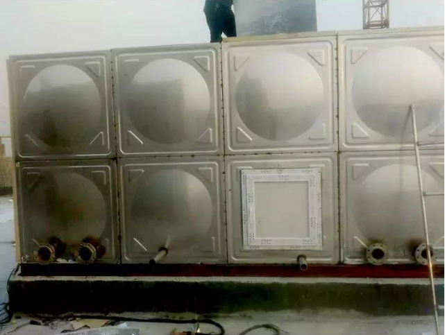 河源连平箱泵一体化304不锈钢保温水箱双层圆形水箱价格