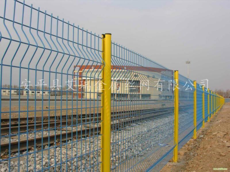 铁路护栏网 铁路两侧防护网 铁路刺绳护栏