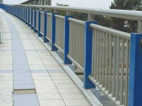 不锈钢复合管桥梁防撞护栏