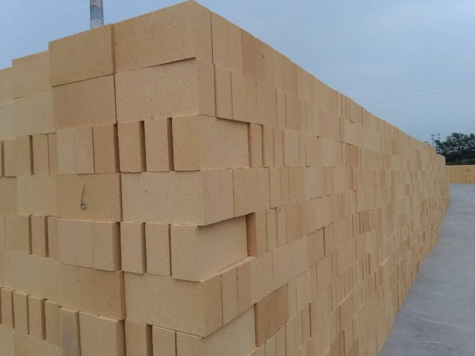 河南耐火砖 优质三级高铝砖 郑州四季火耐材厂家直销