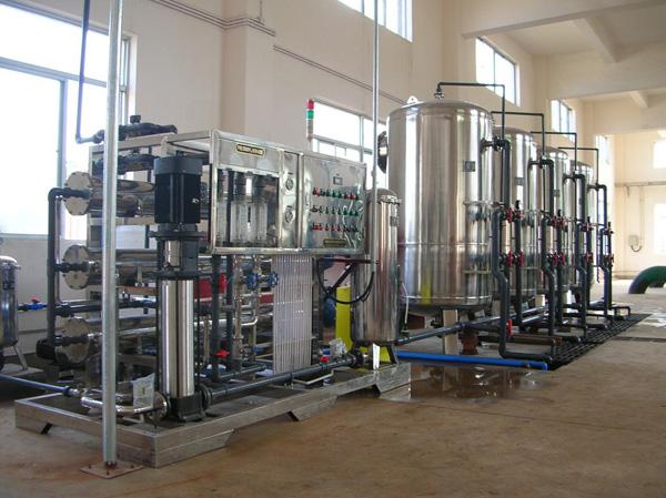 厂家直供各种型号的反渗透主机 灌装机 以及纯净水厂配套设备