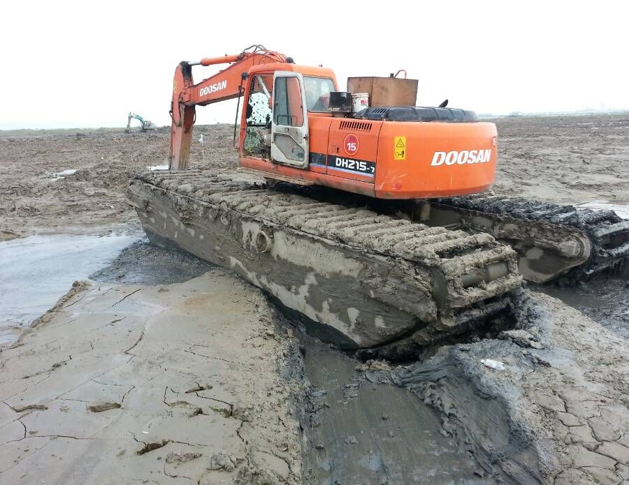 水陆挖掘机出租、水上挖掘机租赁