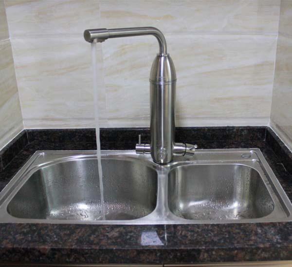 不锈钢净水器家用厨房水龙头净水机
