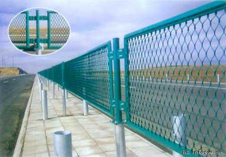 公路护栏网，高速公路护栏网，隔离栅