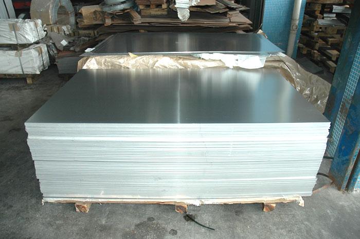 环保5052合金铝板 建筑专用拉伸铝板
