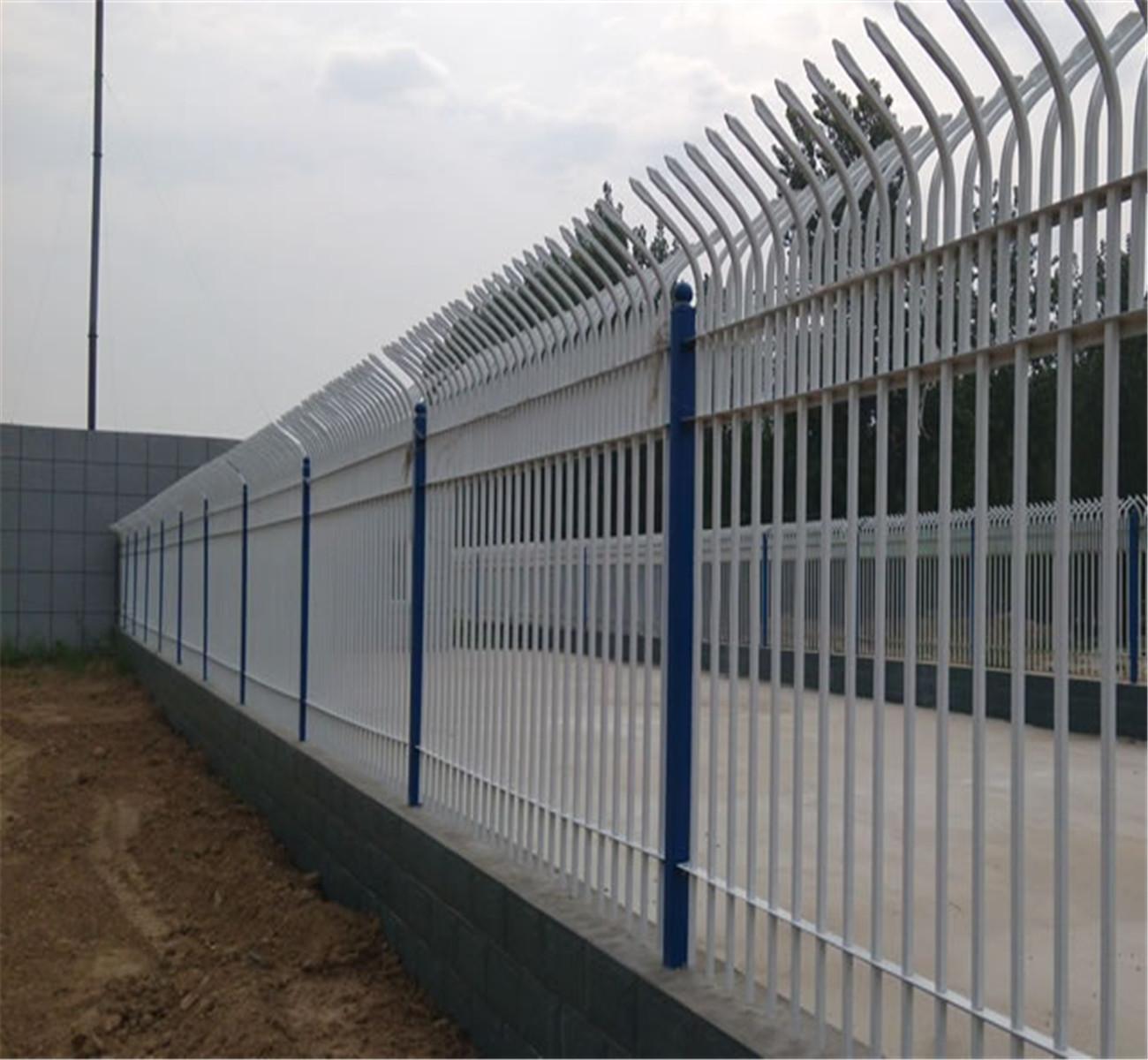 贵州生产锌钢护栏网/加工锌钢护栏