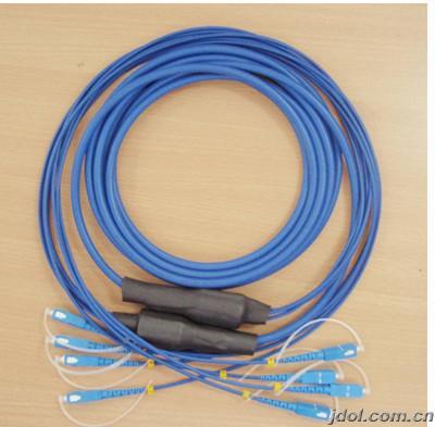 厂家现货供应光电超轻型铠装野战光缆 2 4 6 8 12芯