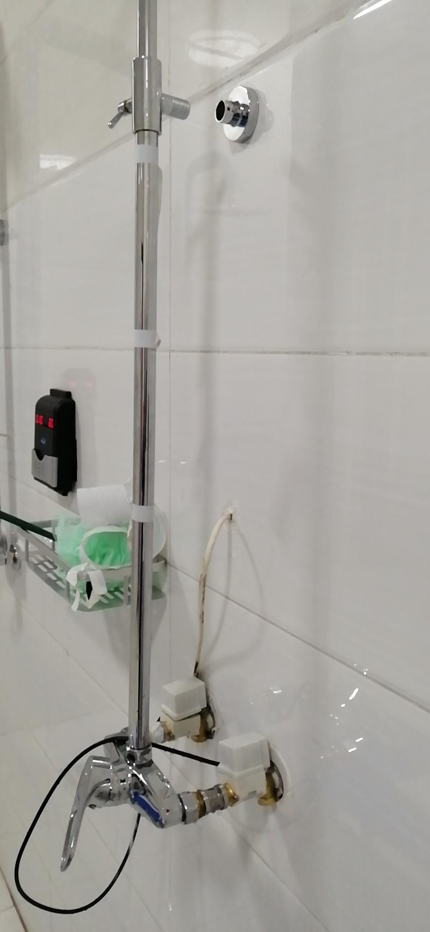 浴室洗澡水控系统.IC卡水控器,学校浴室控水器