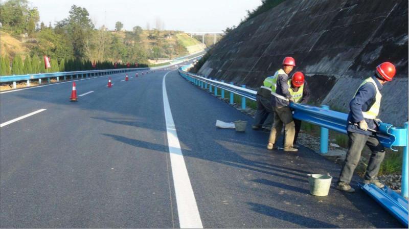 贺州波形护栏 高速护栏、乡村护栏厂