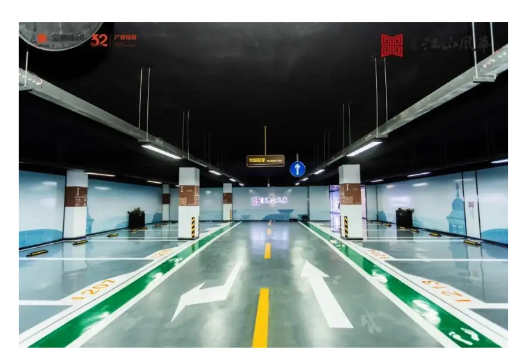 南京目赏地下车库停停车场道路划线