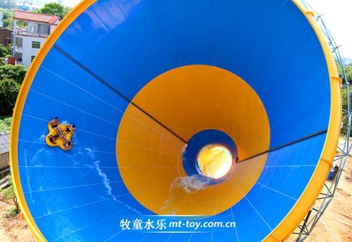 广州水上乐园设备厂家直供大喇叭滑梯
