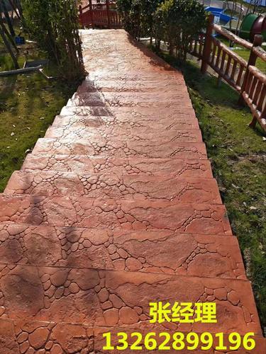 上海浦东公园压花混凝土地坪应用（图）