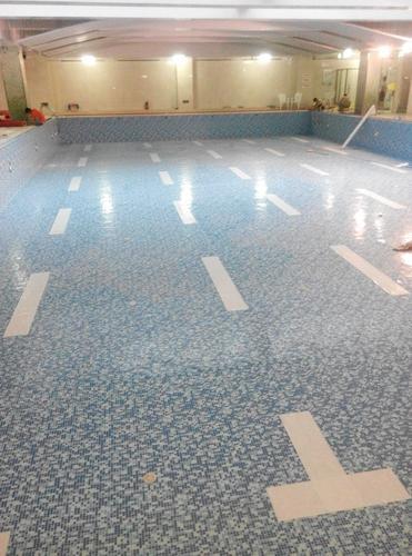 儿童泳池用的环保装饰卷材,pvc泳池胶膜施工