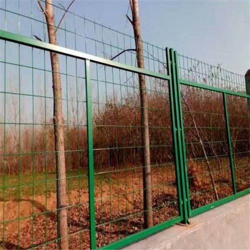 铁丝网围栏-围墙网大门-圈地铁丝网围墙