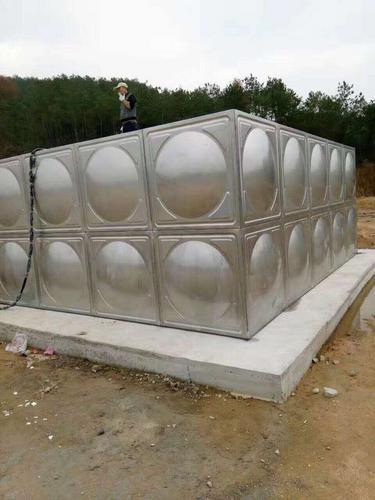 揭阳不锈钢方形水箱价格，方形消防水箱304定制做 焊接式保温水箱厂家直销