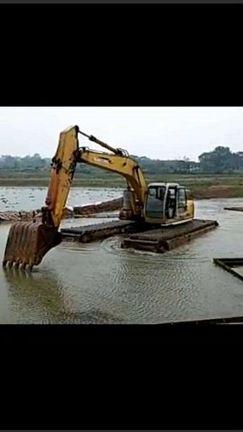 鄂尔多斯附近湿地清淤挖掘机租赁专业服务