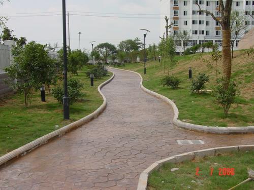 福建三明园林路彩色混凝土道路材料艺术透水休闲地坪