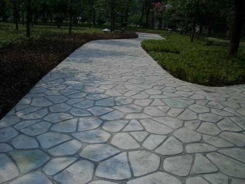 北京彩色水泥压花地坪模具价格，纹路压印鹅卵石地坪施工工艺