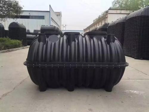 塑料化粪桶 三格化粪池农村厕所改造1.5立方5MM厚黑粪桶