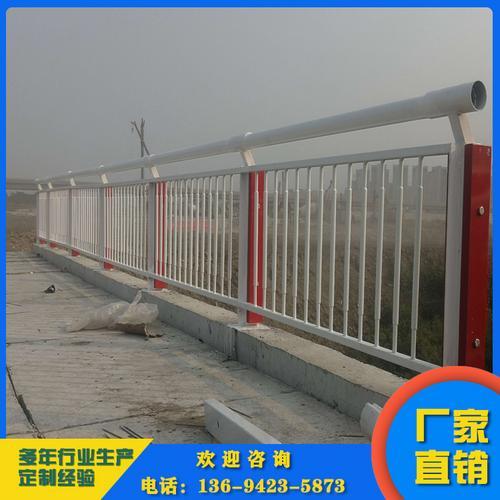 东莞河堤隔离栏 销售河道桥梁护栏 景观防撞栏厂家