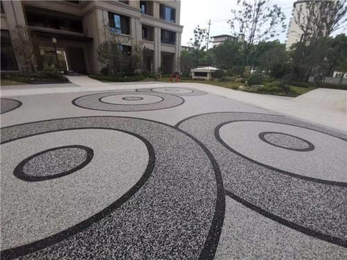 露骨料彩色胶粘石地坪公园艺术景观胶粘石路面设计