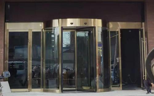 ​西安三翼旋转门生产厂家 酒店旋转门加工安装