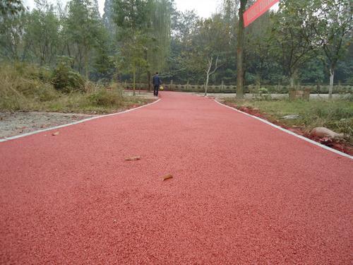 广西柳州生态透水混凝土透水地坪停车场铺装 