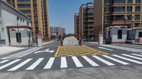 南京目赏交通是道路标线划线专门的施工队伍