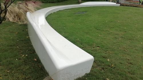 关于公园泰科砼石坐凳的施工方案