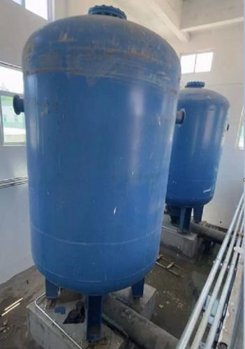 内胆式水锤防护罐DN2500-20-1.6中东水处理厂内胆式水锤消除罐内胆式气压罐