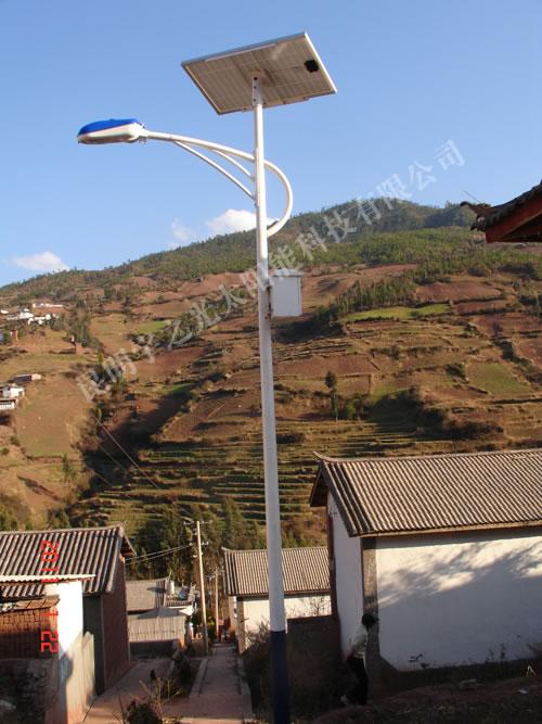 云南太阳能路灯7米工程设备