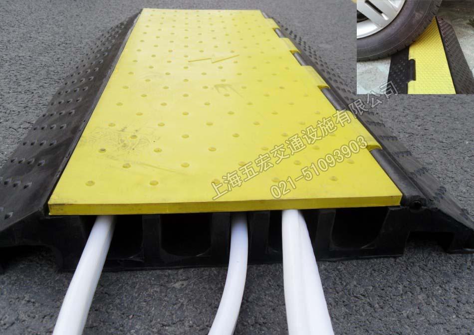 线槽板规格、线槽板、上海过线板、橡胶过线板