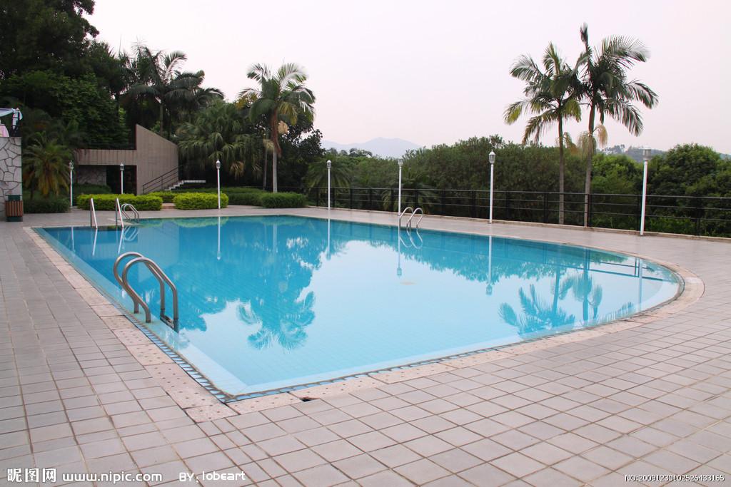 哈尔滨游泳池水处理沙缸设备、三亚室内恒温游泳池水处理沙缸设备产品